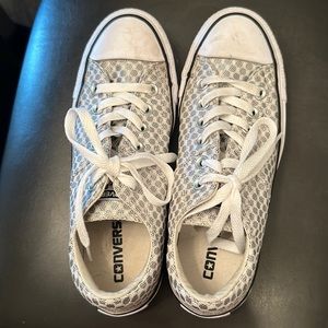 Ladies converse sneakers